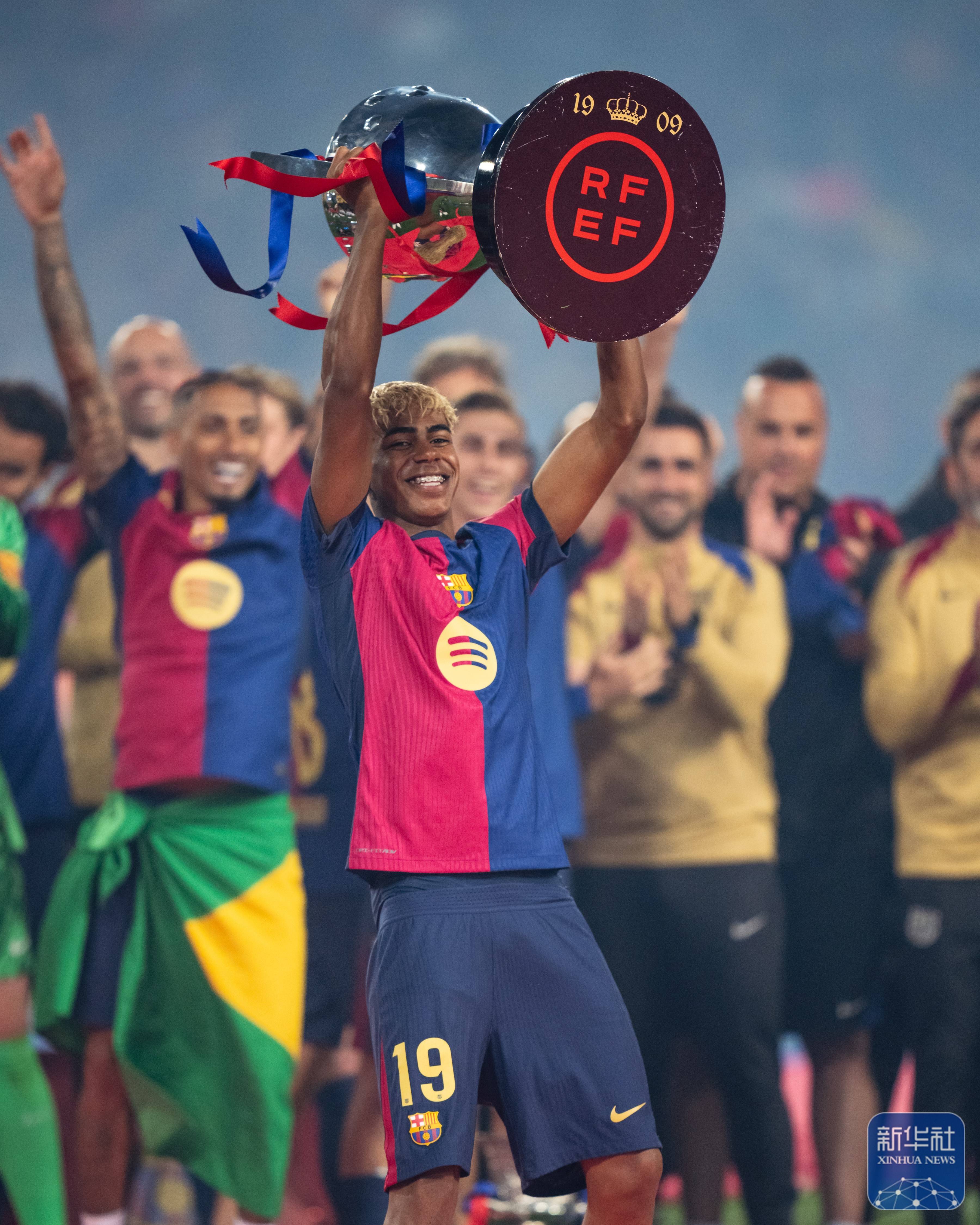 某支球队在亚冠赛场上连续获胜,成为黑马 某支球队在亚冠赛场上连续获胜,成为黑马